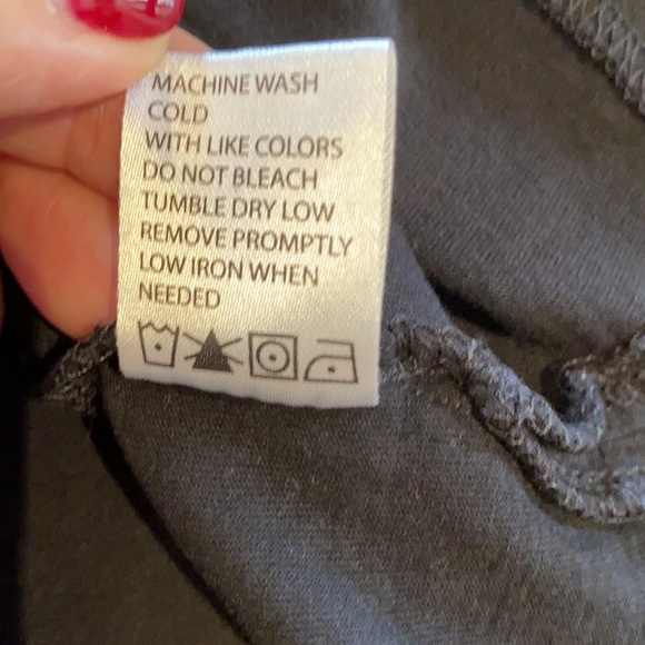 Black tee shirt - Picture 6 of 6